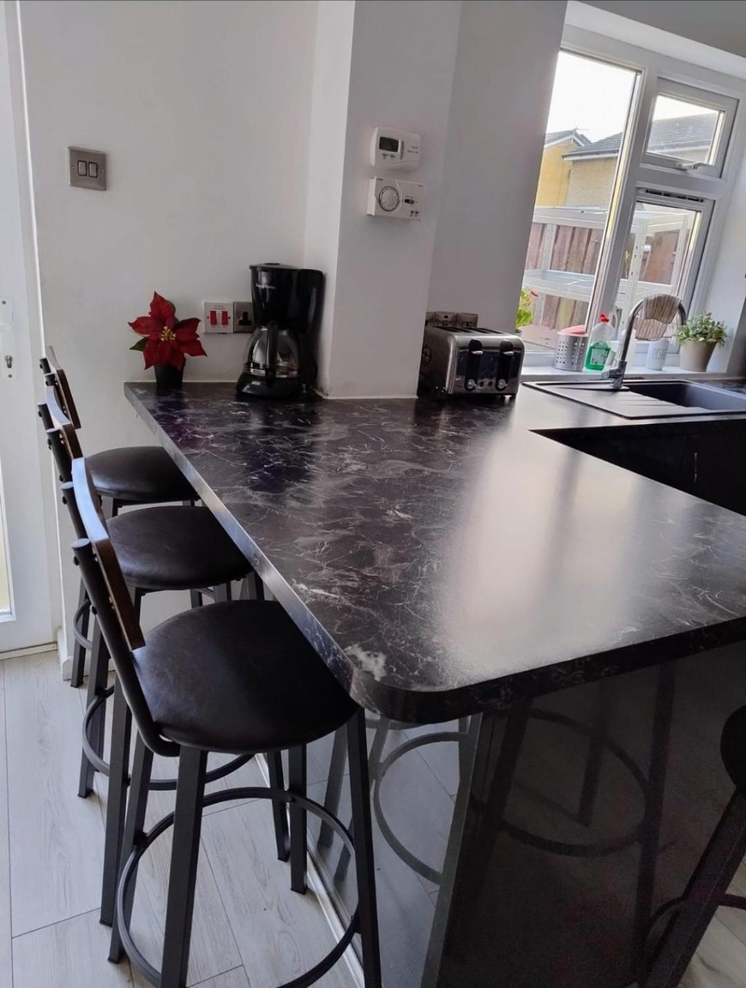 Spacious House In Central مانشستر المظهر الخارجي الصورة