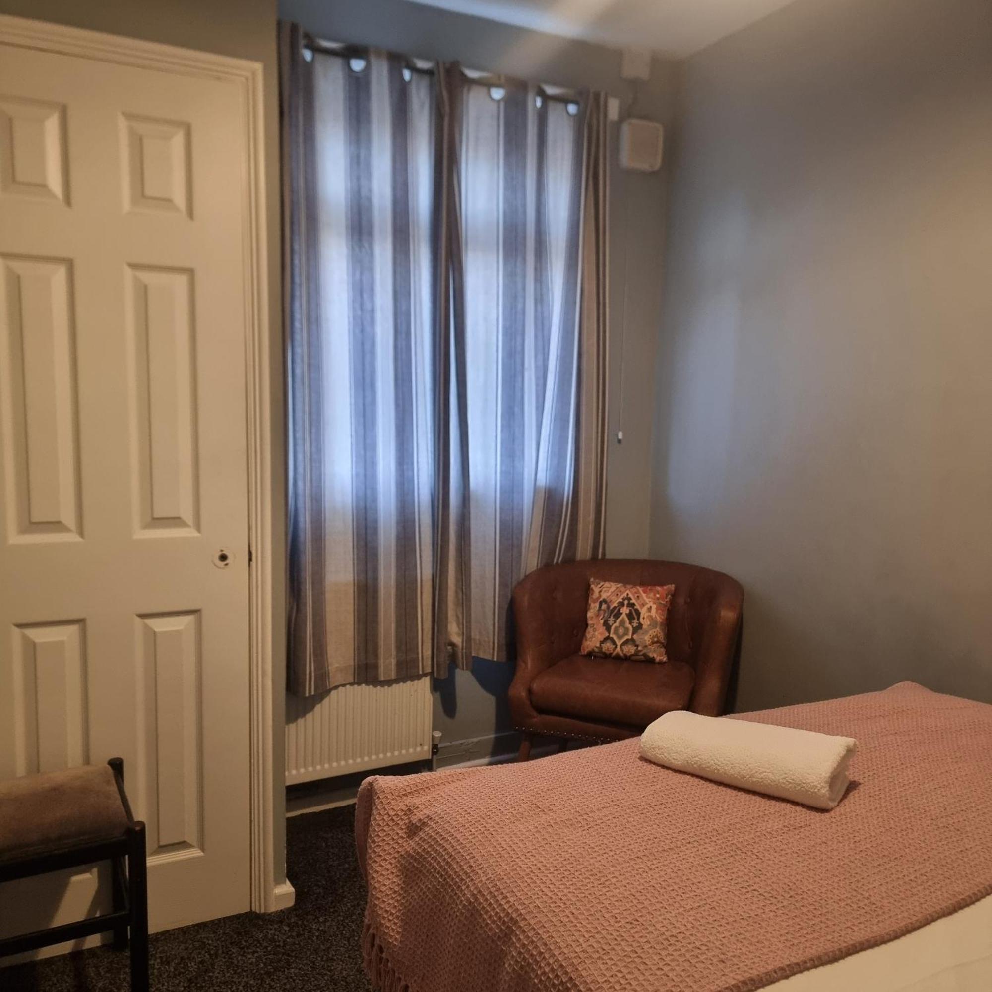 Spacious House In Central مانشستر المظهر الخارجي الصورة
